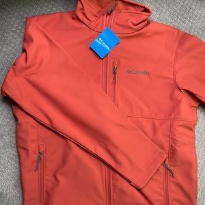 Men’s Medium Columbia Jacket Water Proof! Originally $115